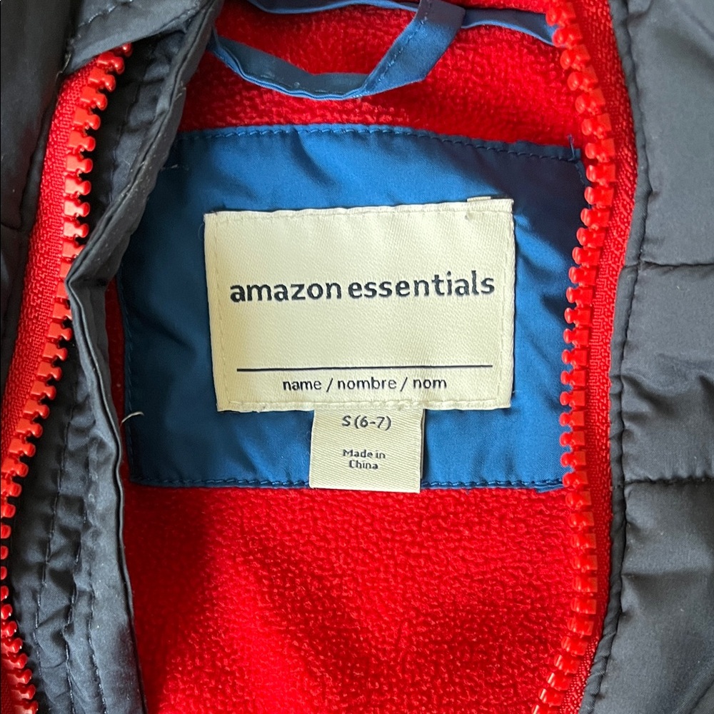 Kids Navy & Red lined Puffer Vest - Picture 2 of 4